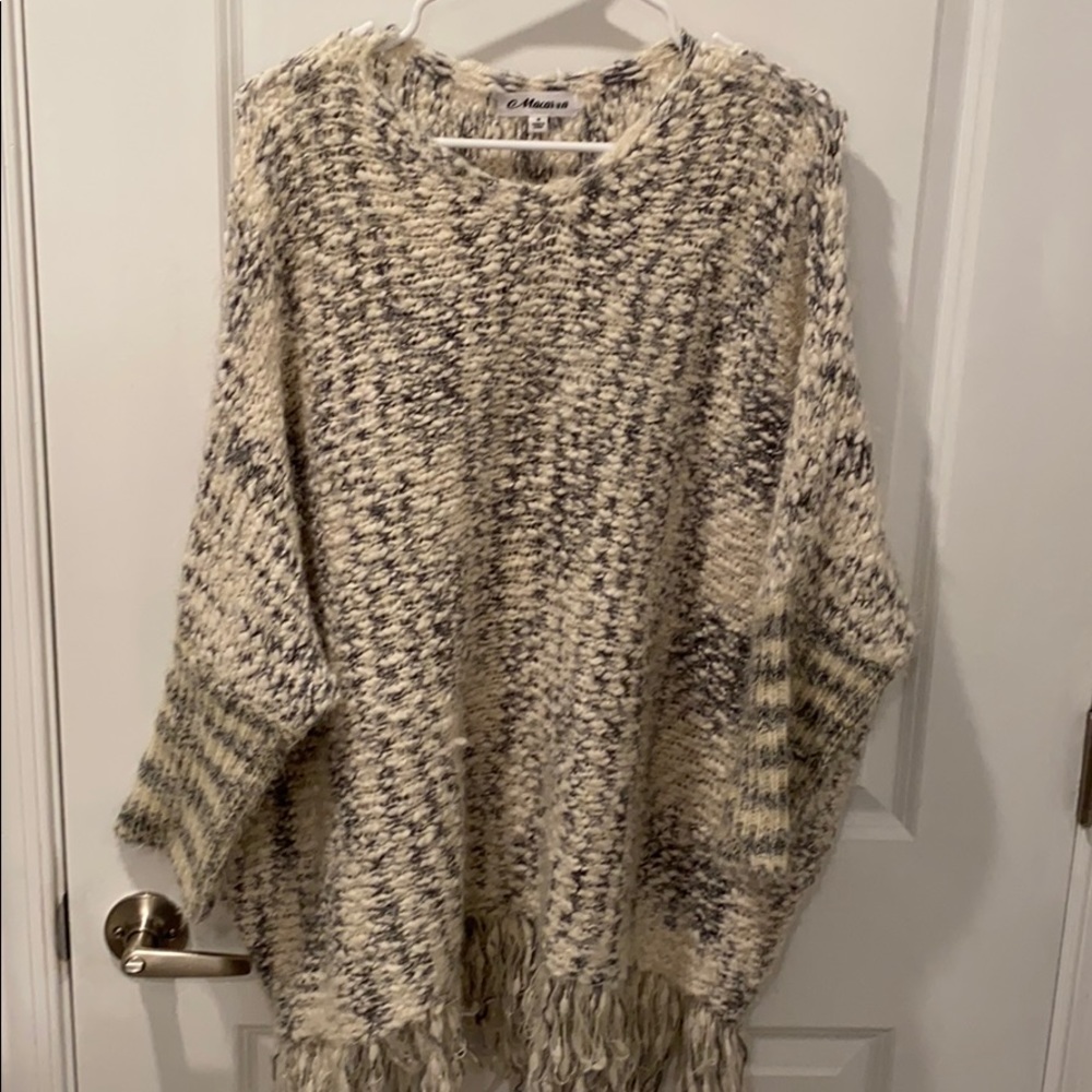 Grey and White Patterned EyeLash Sweater